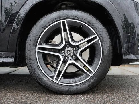 Used 2024 Mercedes-Benz GLS 450 4MATIC image 33