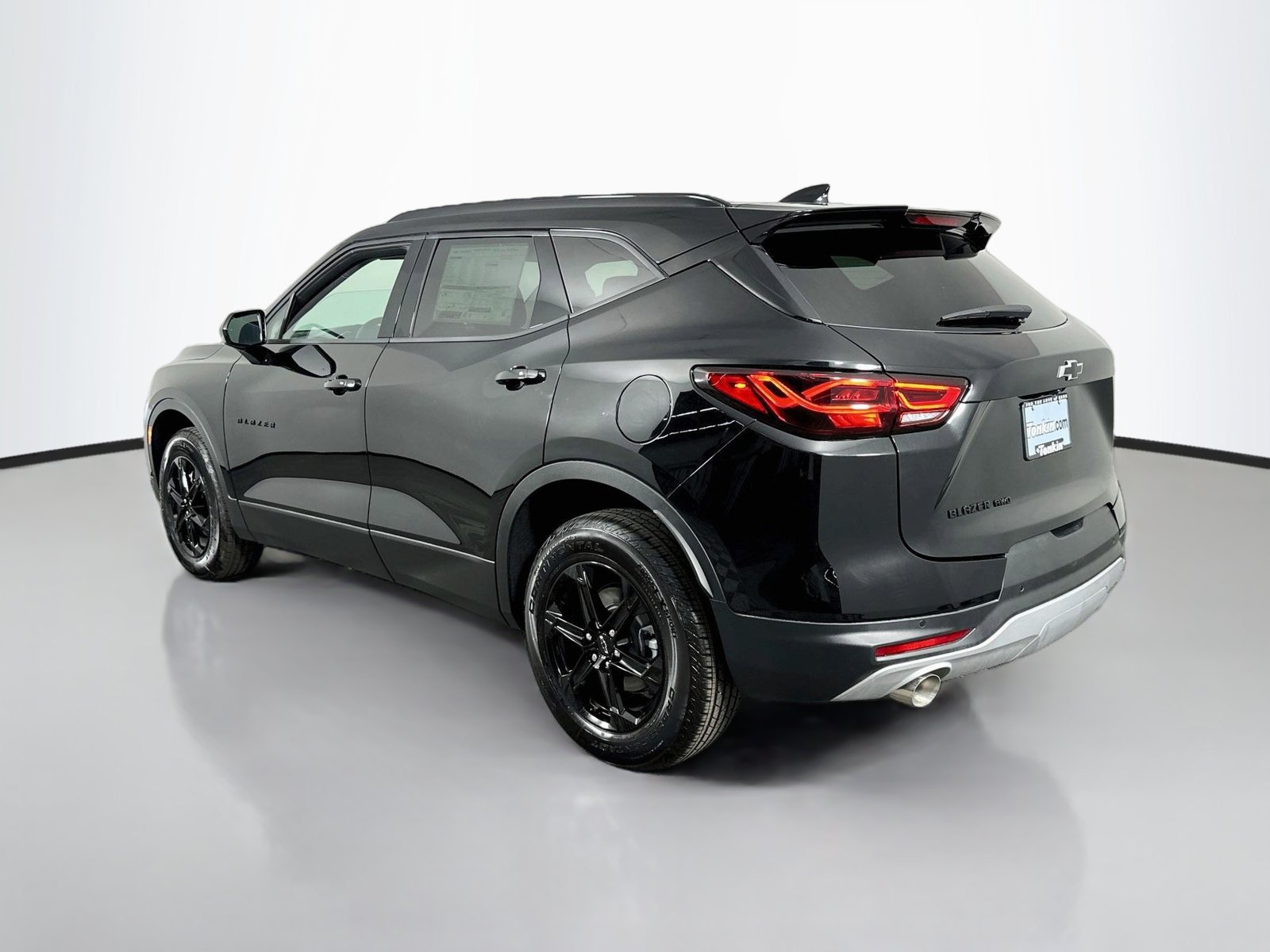 New 2026 Chevrolet Blazer LT w/ Midnight/Sport Edition AWD/4WD image 5
