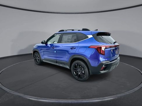 Certified 2025 Kia Seltos X-Line AWD/4WD image 6