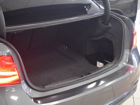 Used 2018 BMW 330i Sedan image 30