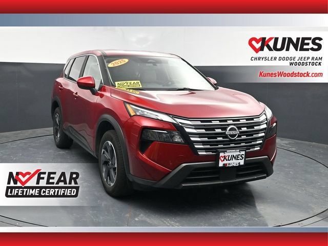 Used 2025 Nissan Rogue SV AWD/4WD image 1