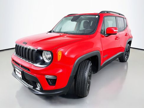 Used 2020 Jeep Renegade Altitude image 3