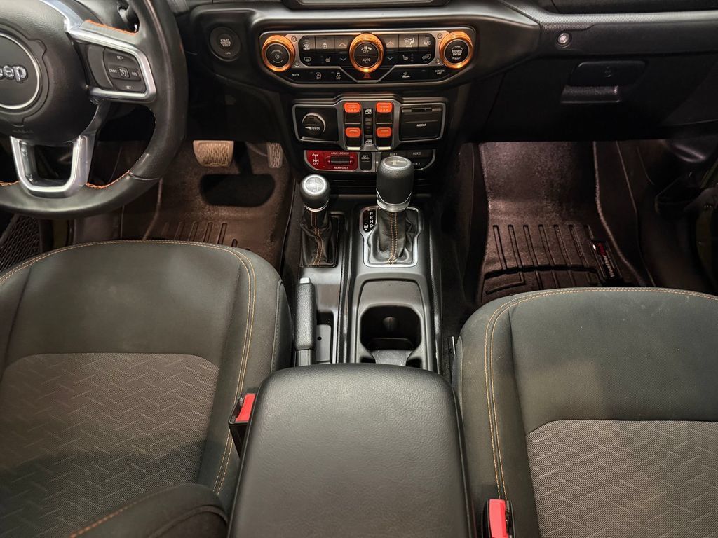 Used 2023 Jeep Gladiator Mojave w/ Cold Weather Group AWD/4WD image 15