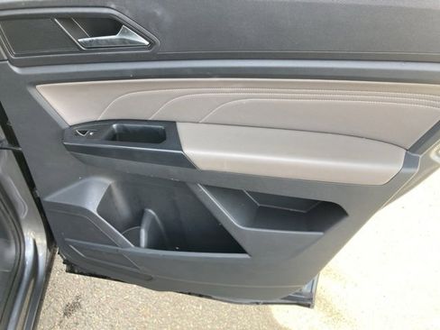 Used 2021 Volkswagen Atlas SEL image 18