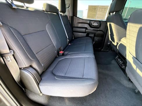 Used 2021 Chevrolet Silverado 1500 LT image 19