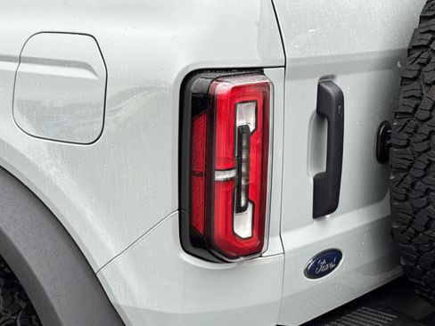 Used 2021 Ford Bronco Badlands image 27