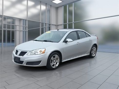 Used 2009 Pontiac G6 Sedan w/ Sport Package 1 image 4