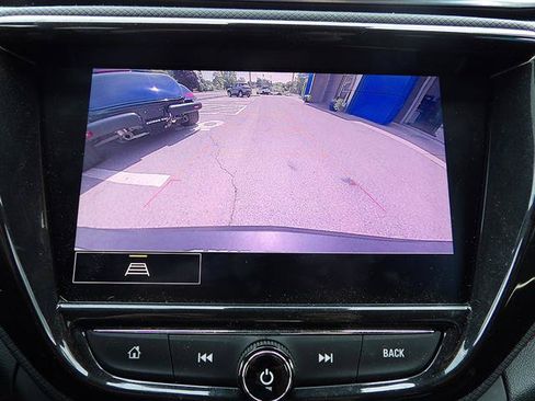 Used 2022 Chevrolet TrailBlazer RS w/ Sun and Liftgate Package AWD/4WD image 22