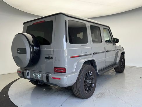 Used 2024 Mercedes-Benz G 550 image 13