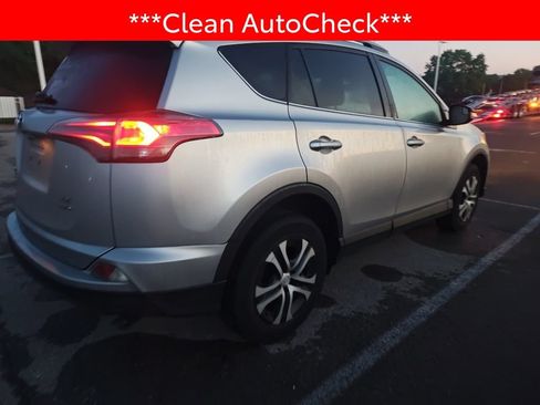 Used 2017 Toyota RAV4 LE w/ All Weather Liner Package AWD/4WD image 4