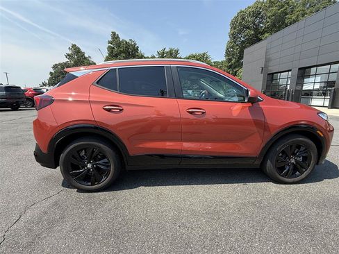 Used 2024 Buick Encore GX Sport Touring w/ Comfort Package FWD image 6