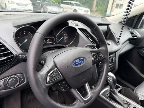 Used 2019 Ford Escape SEL AWD/4WD image 10