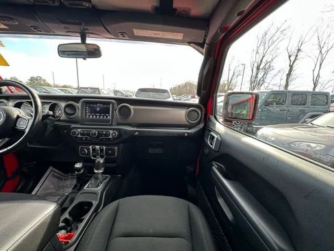 Used 2018 Jeep Wrangler Unlimited Sport S image 28