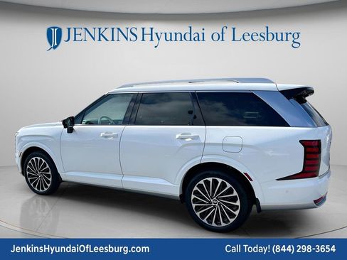 New 2026 Hyundai Palisade Calligraphy FWD image 8