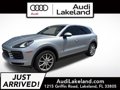 Used 2020 Porsche Cayenne AWD/4WD image 1