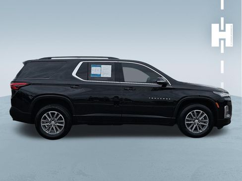 Used 2023 Chevrolet Traverse LT FWD image 3