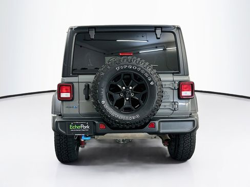 Used 2023 Jeep Wrangler Unlimited w/ Cold Weather Group AWD/4WD image 7