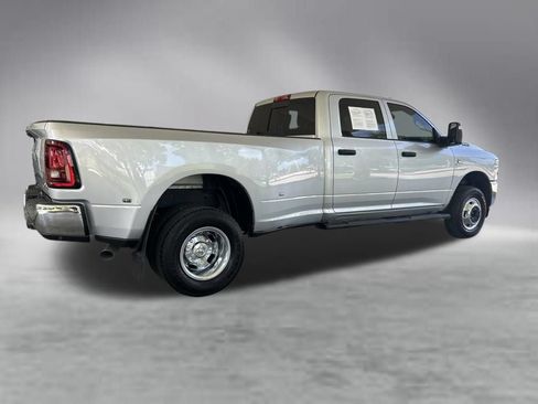 Used 2026 RAM 3500 Tradesman AWD/4WD image 3