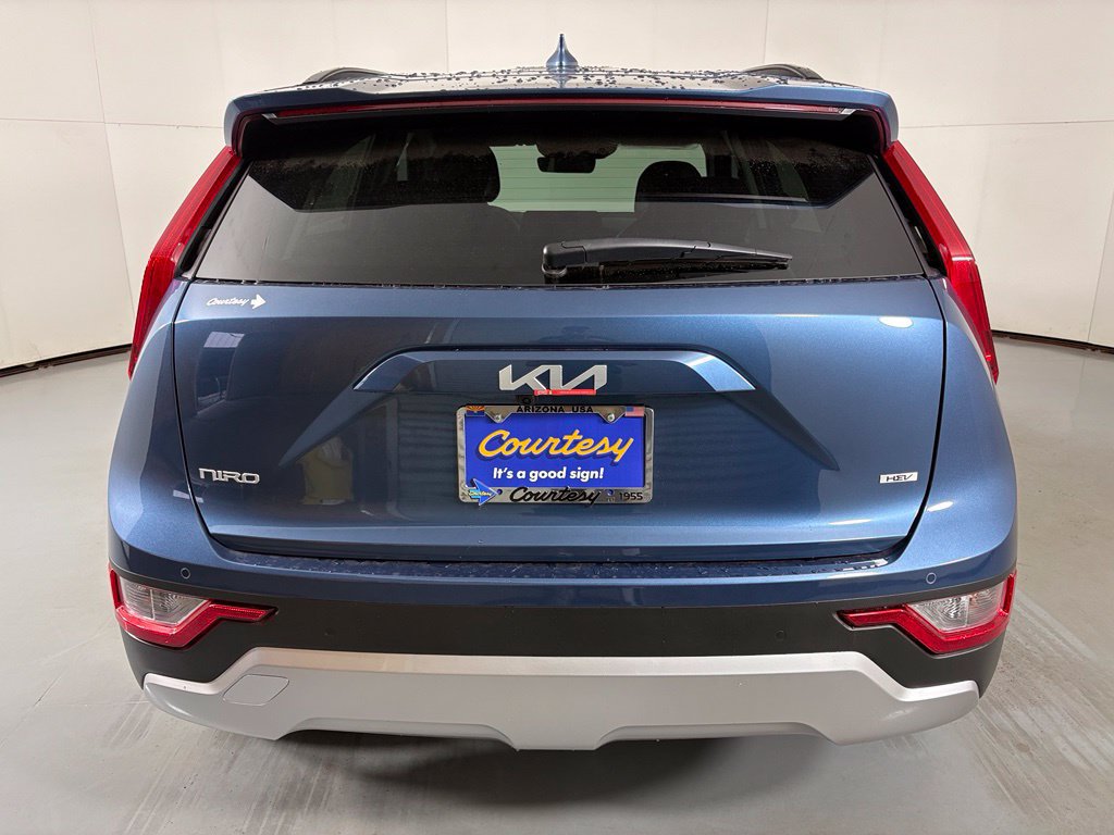 New 2026 Kia Niro EX FWD image 7
