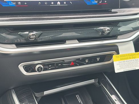 New 2026 BMW X5 xDrive40i w/ M Sport Package image 25