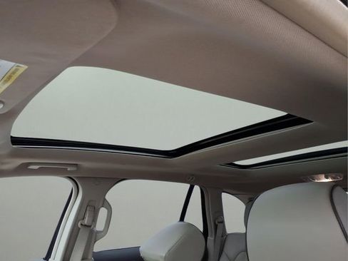 Used 2015 Lincoln MKX AWD w/ Equipment Group 101A image 13