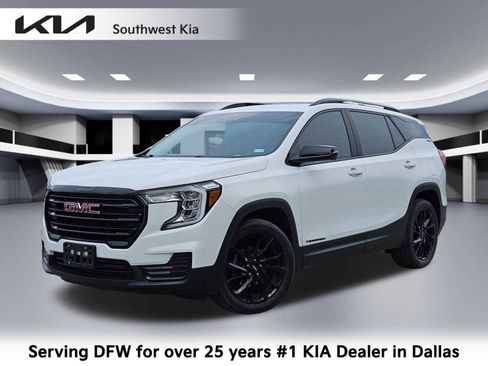 Used 2024 GMC Terrain SLE w/ Driver Convenience Package FWD image 1