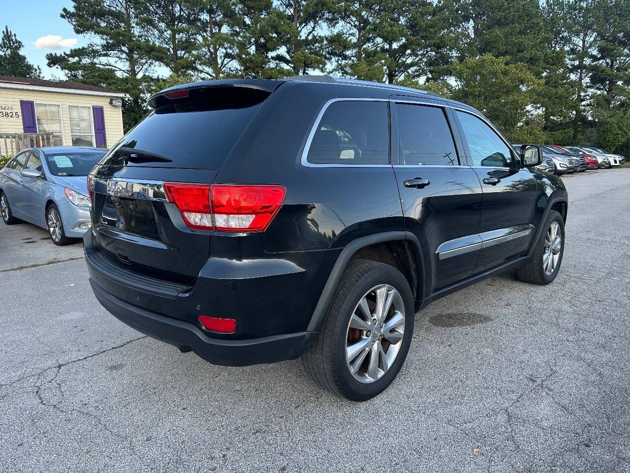 Used 2013 Jeep Grand Cherokee Laredo RWD image 6