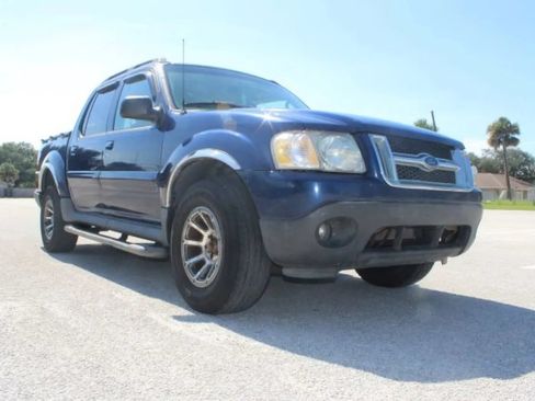 Used 2005 Ford Explorer Sport Trac XLT RWD image 21