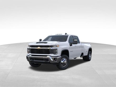 New 2026 Chevrolet Silverado 3500 LT w/ All Star Edition AWD/4WD image 8