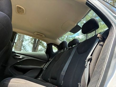 Used 2015 Dodge Dart SXT FWD image 17