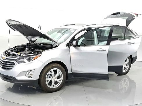 Used 2021 Chevrolet Equinox Premier FWD image 11