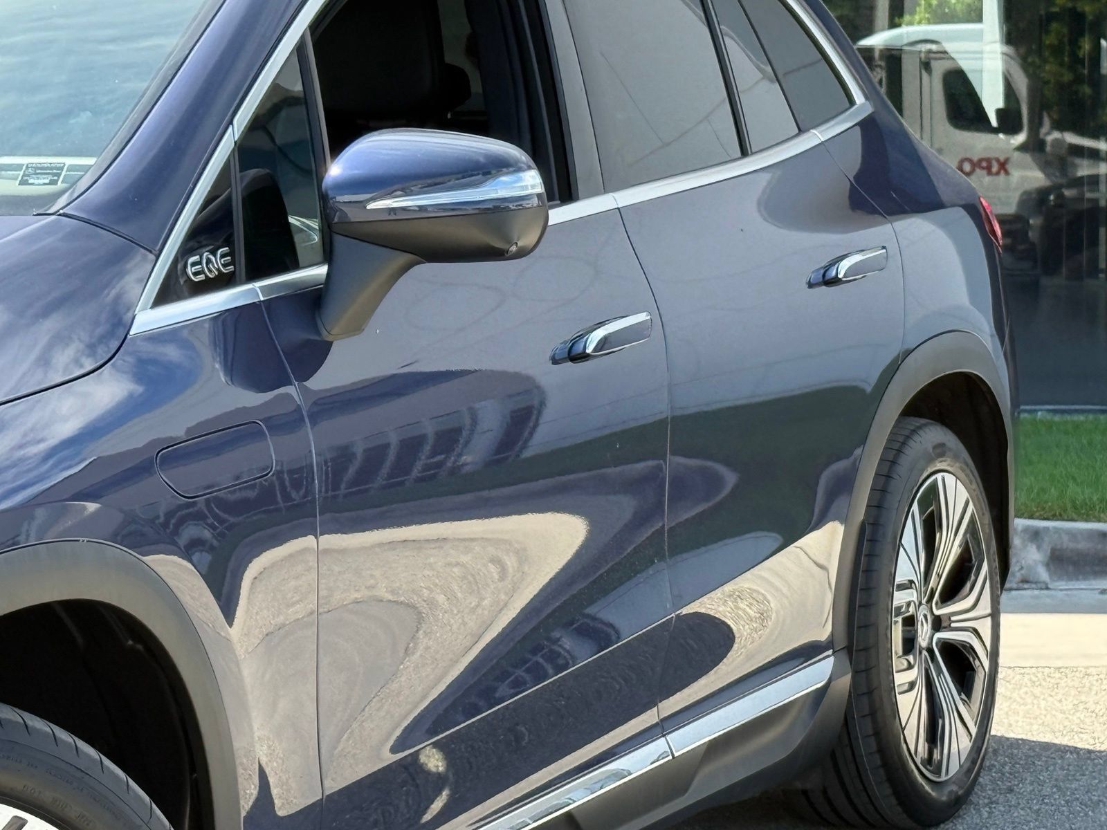 Used 2023 Mercedes-Benz EQE 350+ 4MATIC SUV image 4