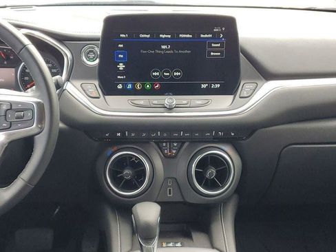 Certified 2024 Chevrolet Blazer LT w/ Sound & Technology Package image 29
