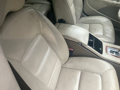 Used 2008 Volvo XC70 3.2 image 28