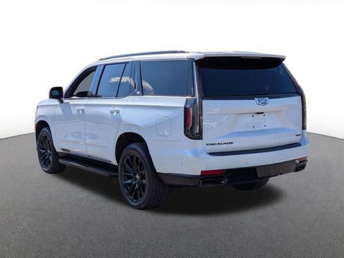 Used 2023 Cadillac Escalade Sport Platinum w/ LPO, ONYX Package AWD/4WD image 4