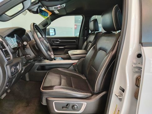 Used 2024 RAM 1500 Laramie image 11