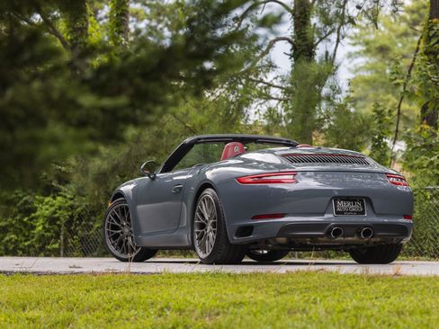 Used 2017 Porsche 911 Carrera S RWD image 5