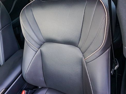 Used 2025 Toyota Crown Signia XLE image 21