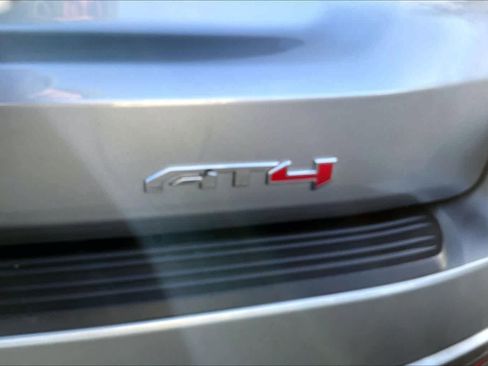 Used 2024 GMC Yukon AT4 image 7