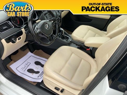 Used 2017 Volkswagen Jetta SEL FWD image 27