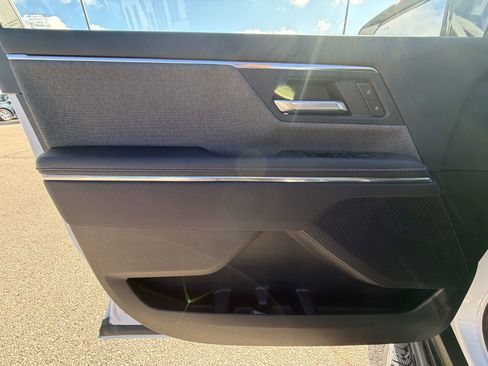 New 2026 GMC Sierra EV Elevation image 20