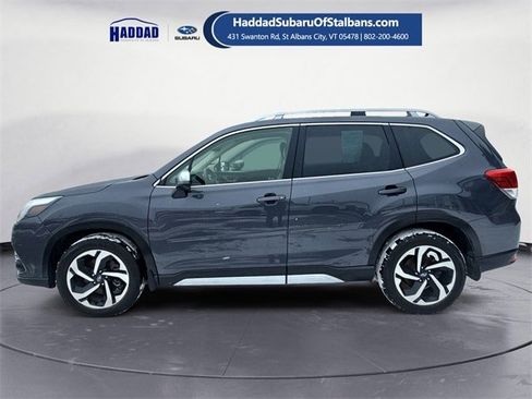Used 2023 Subaru Forester Touring image 2