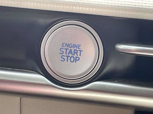 Certified 2025 Hyundai Tucson SE FWD image 21