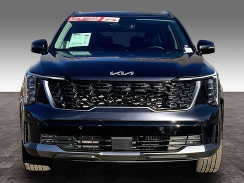 Used 2025 Kia Sorento EX image 2