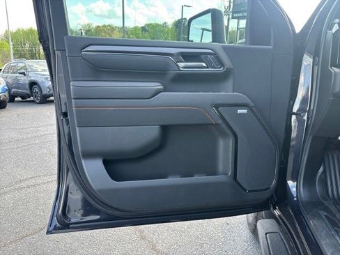 New 2026 GMC Sierra 2500 AT4 w/ AT4 Premium Plus Package image 10