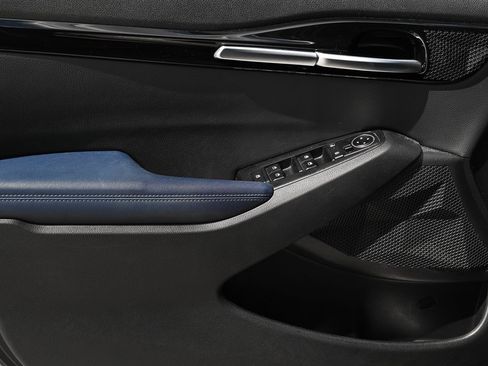 Used 2024 Kia Seltos S image 11