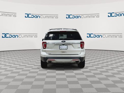 Used 2017 Ford Explorer Platinum AWD/4WD image 7
