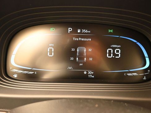 New 2026 Hyundai Venue SEL image 30