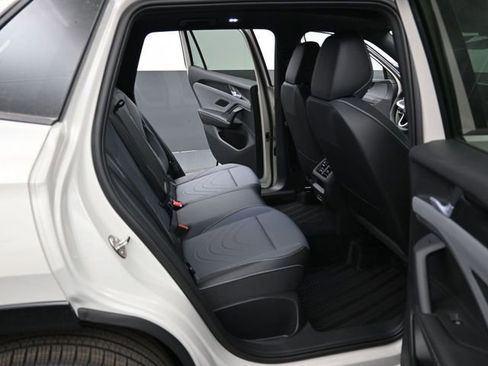 New 2026 Volkswagen Tiguan SE R-Line image 13