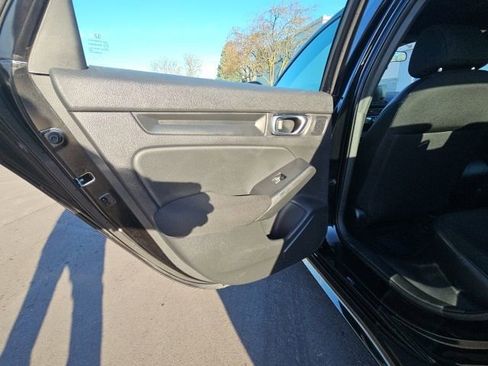 Used 2022 Honda Civic Sport image 24